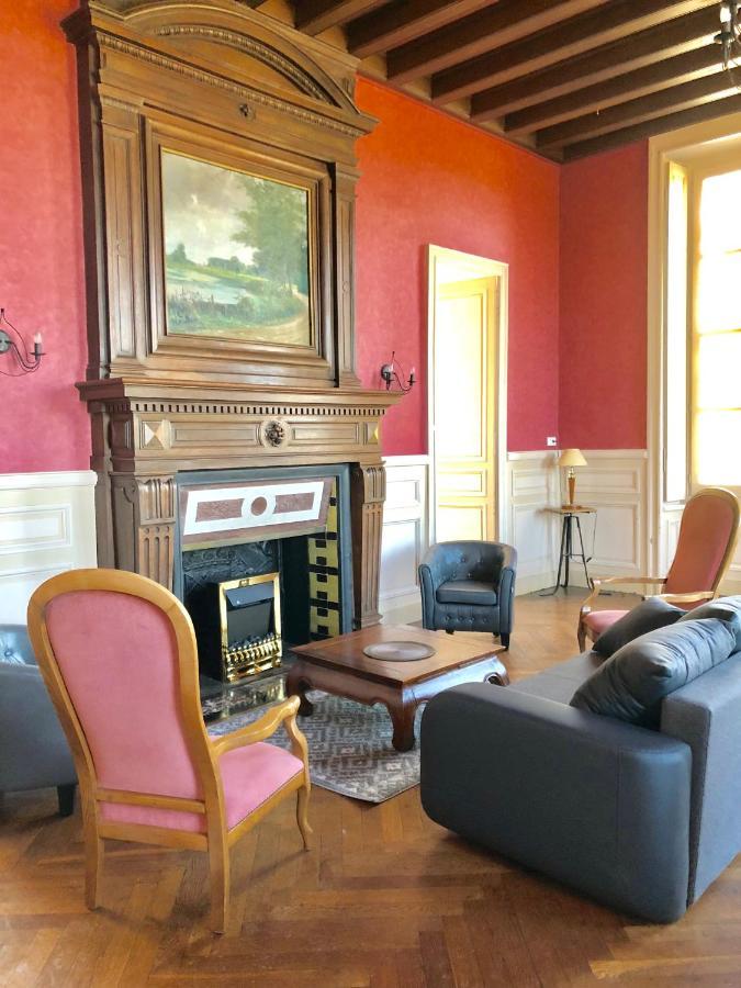Hotel Particulier Chateau Des Marais Proximite Et Vue Sur Le Lac De Grand Lieu Saint-Philbert-de-Grand-Lieu Екстериор снимка