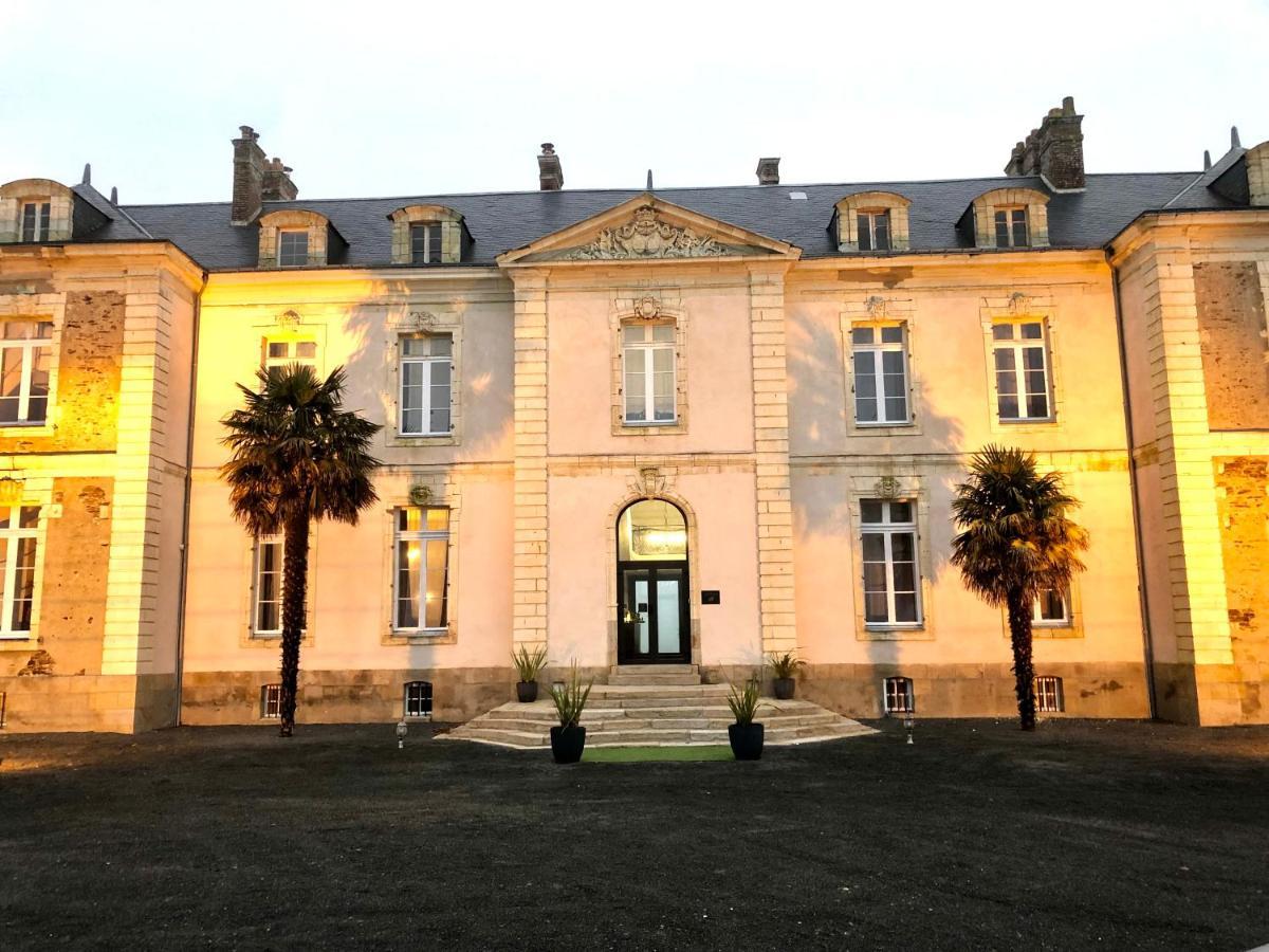 Hotel Particulier Chateau Des Marais Proximite Et Vue Sur Le Lac De Grand Lieu Saint-Philbert-de-Grand-Lieu Екстериор снимка